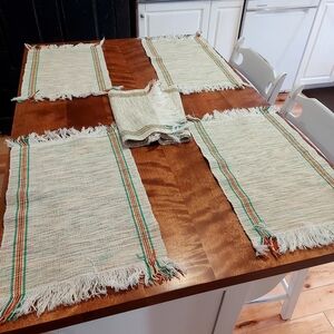Vintage straw wicker trivets and hand woven doilies weaving loam boho tablecloth
